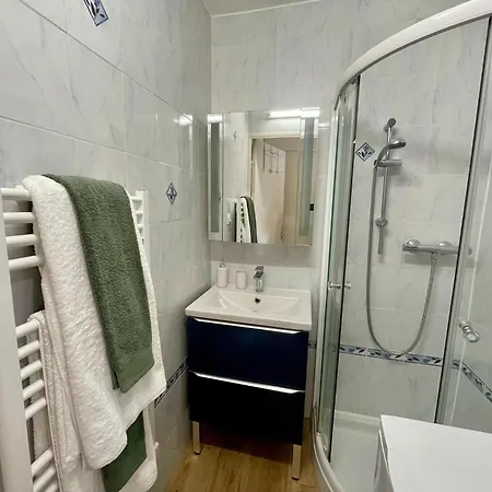 With Garden And Pool Access Prázdninový dům