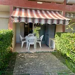 With Garden And Pool Access * Антиб